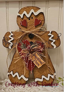 Chunky Wonky Gingerbread with heart shelf sitter