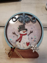 Load image into Gallery viewer, Snowglobe with Snowman shaker kit